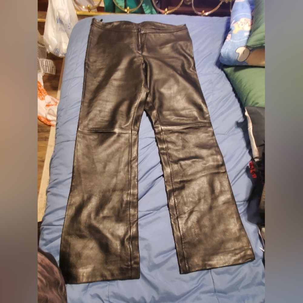 Vakko Black Leather Apparel